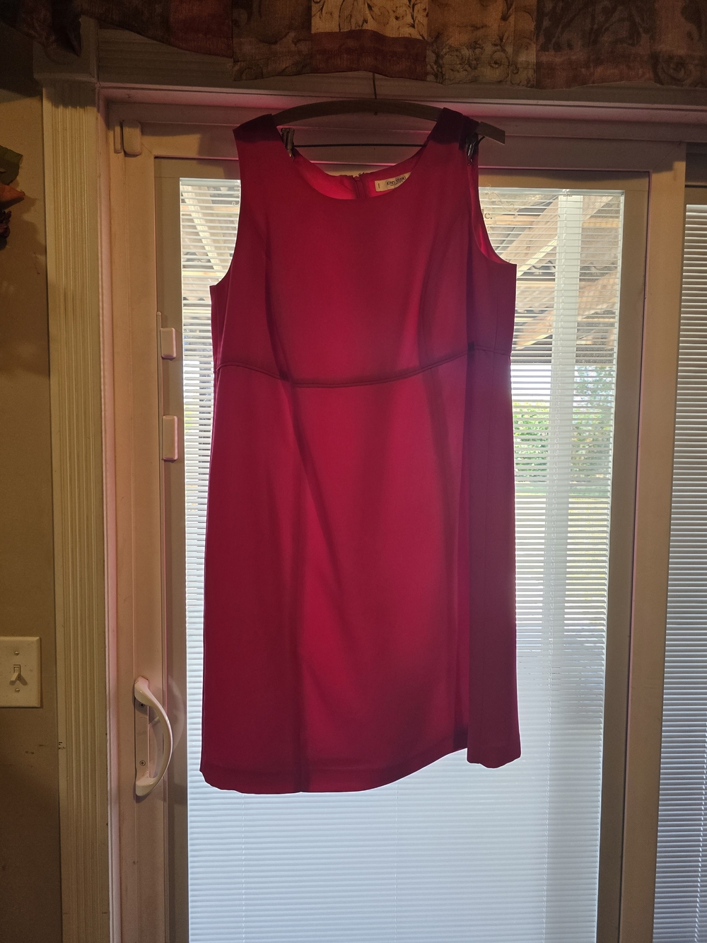 Jones Studio Bright Red Sleeveless Shift Dress